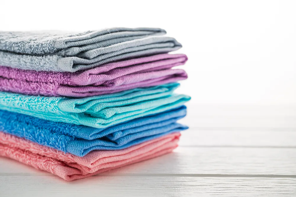rufe colorate si parfumate cu detergentul Softelle